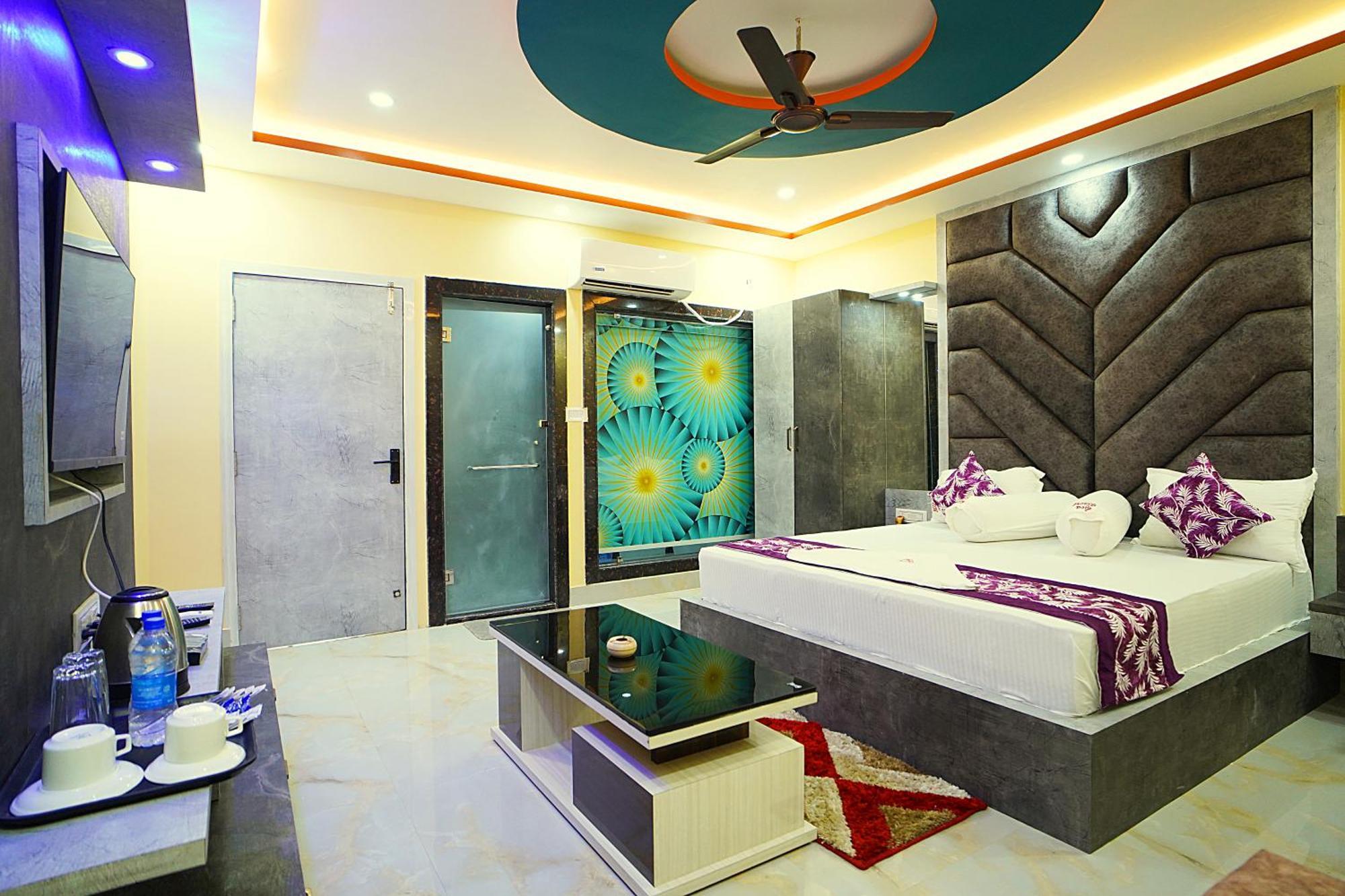 Goa Beach Resort On Beach Mandarmani Exterior photo
