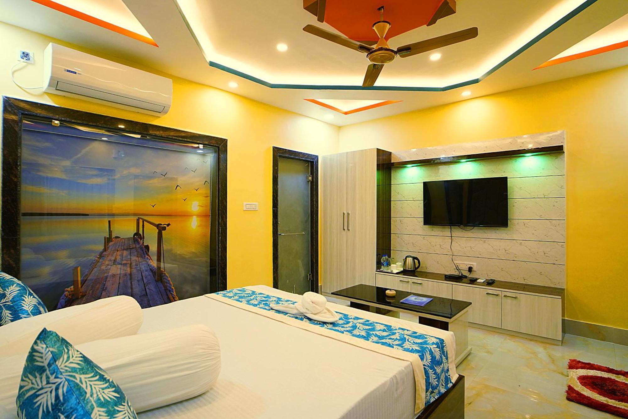 Goa Beach Resort On Beach Mandarmani Exterior photo
