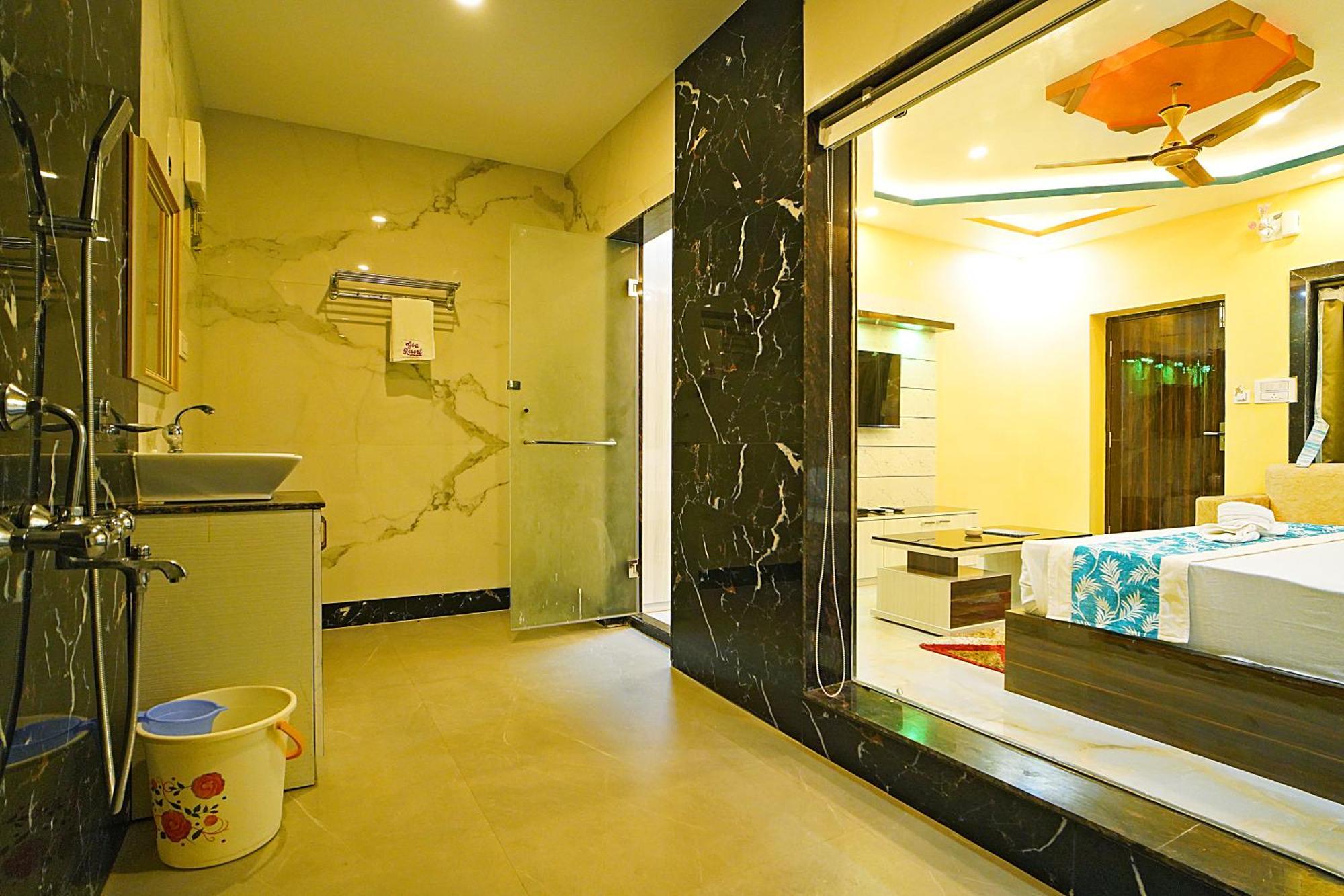 Goa Beach Resort On Beach Mandarmani Exterior photo